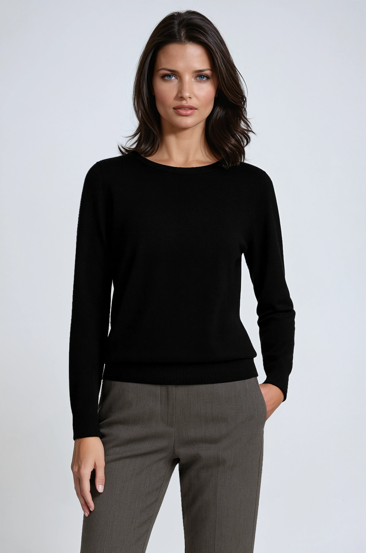 Ivy | Long Sleeves and Round Neckline