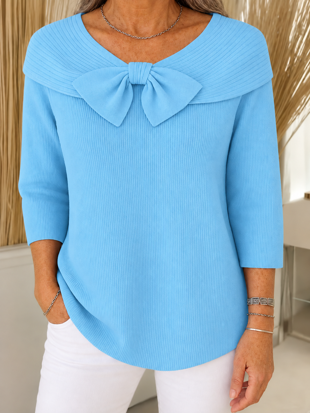 Victoria | Elegant Knitted Top with Bow