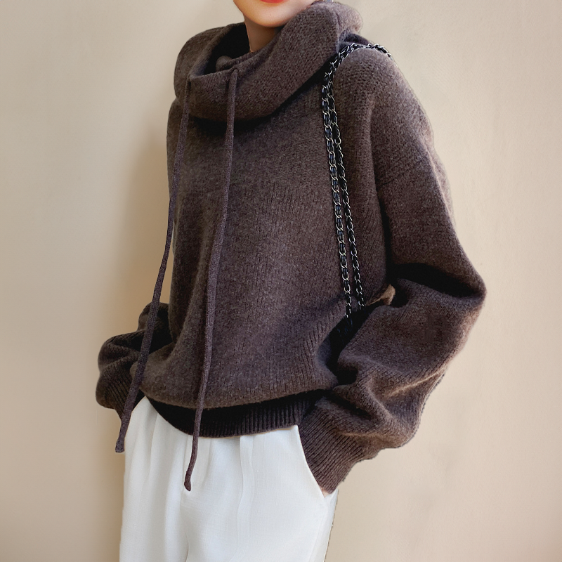 Amina - Luxe Merino Wool Hoodie Elegance