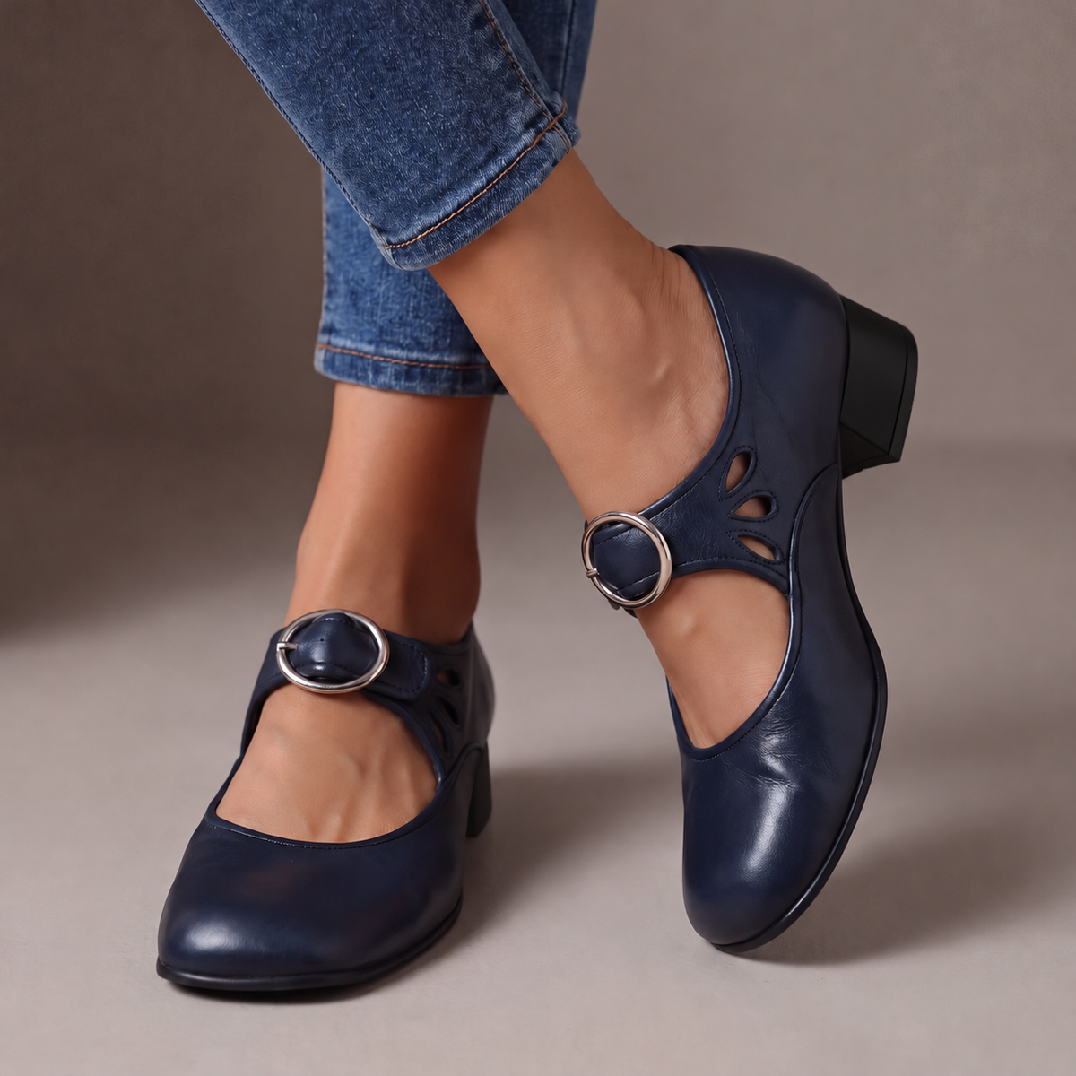 Nancy | Retro Round-Buckle Mary Janes